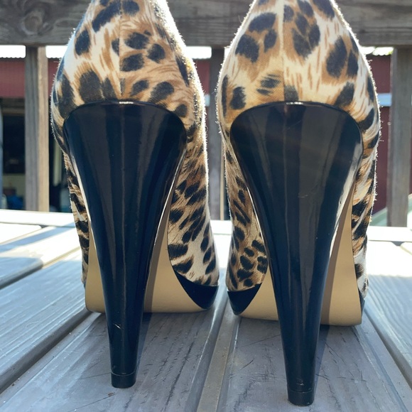 Steve Madden leopard heels - Picture 5 of 6